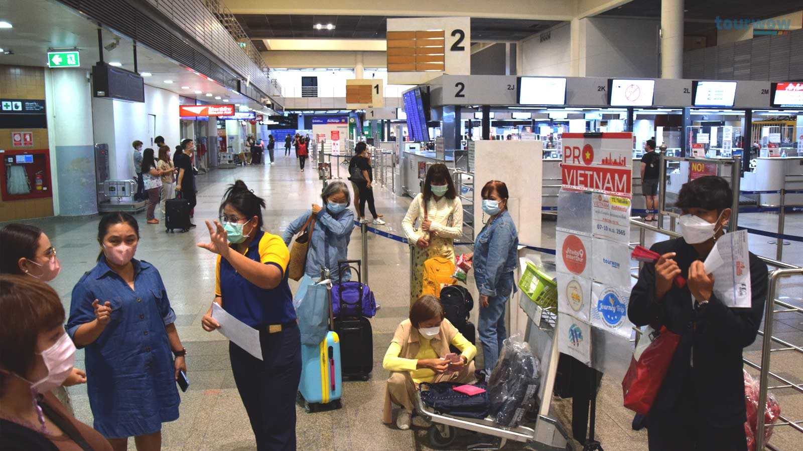 เริ่มต้นที่สนามบินมีทีมเจ้าหน้าที่แสตนด์บายดูแลต้อนรับคุณ