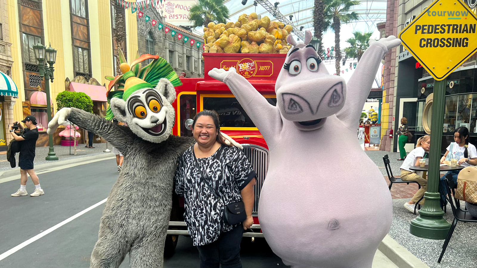 มาสค็อตน่ารักรอคุณมาถ่ายรูปด้วยอยู่!