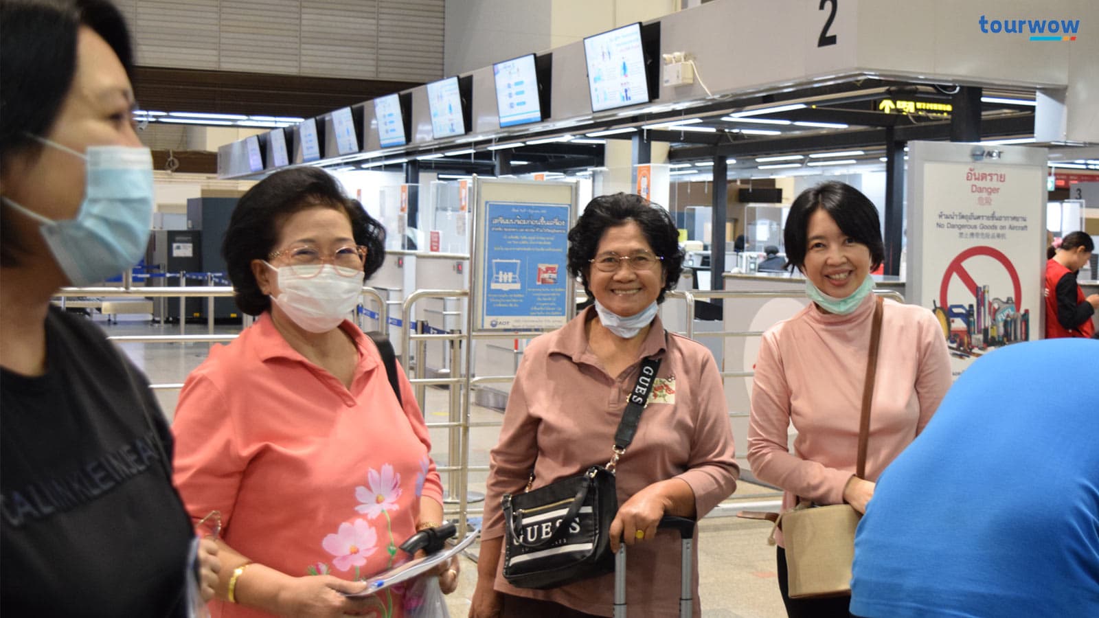 แค่เริ่มต้นเดินทางก็มีแต่รอยยิ้มแล้ว~